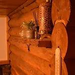 Lambievi Kolibi Dağ evi Khakhn'ovo