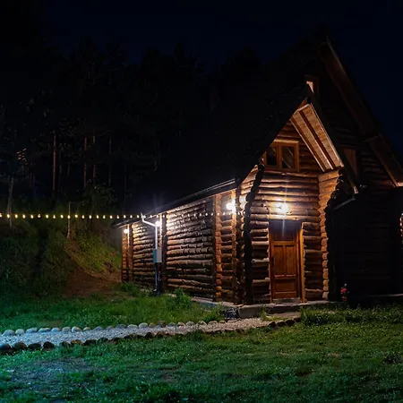 Lambievi Kolibi Chalet