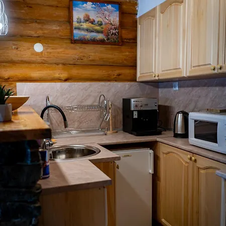 Lambievi Kolibi Chalet *