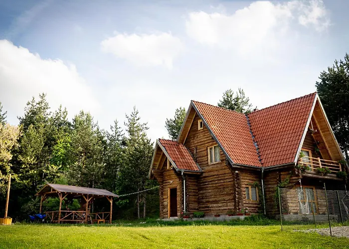 Lambievi Kolibi Dağ evi Khakhn'ovo