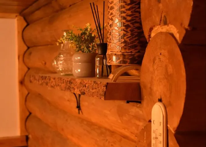 Lambievi Kolibi Chalet Khakhn'ovo